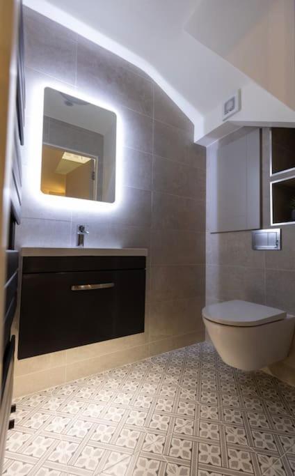 Luxury Town Centre Apartment 库克斯敦 外观 照片
